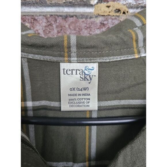 NEW Terra & Sky Olive Green Flannel Shirt Embroidery Flower Plaid Plus Sz 0x 14w - Picture 3 of 6